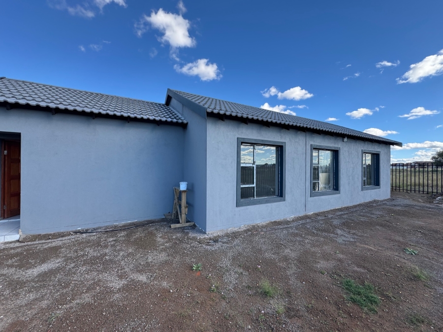 3 Bedroom Property for Sale in Pinehaven Free State